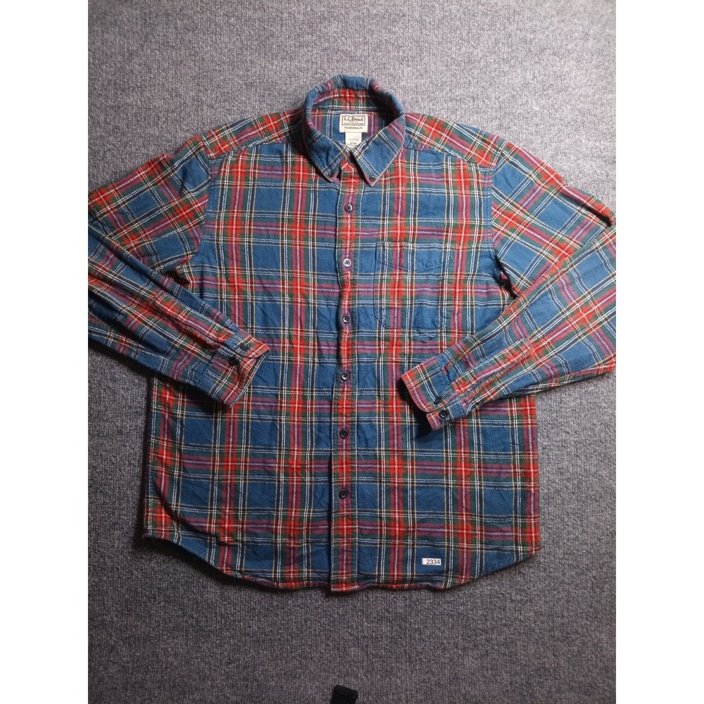 L.L.Bean Traditional Fit Flannel Shirt Men's M Regular Blue Red Plaid Button Up